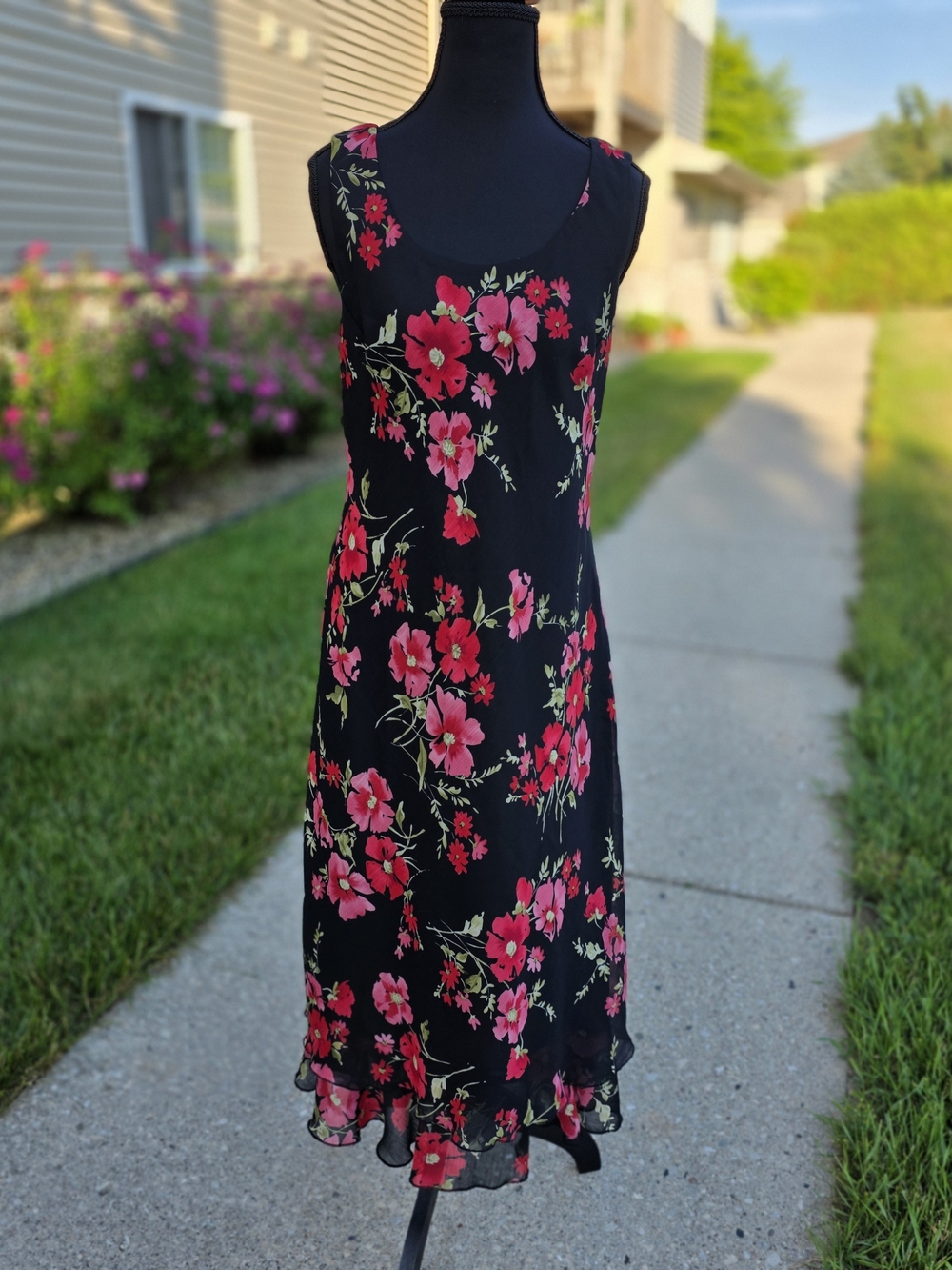 Y2K Studio I Black Floral Chiffon Midi Dress Size 10